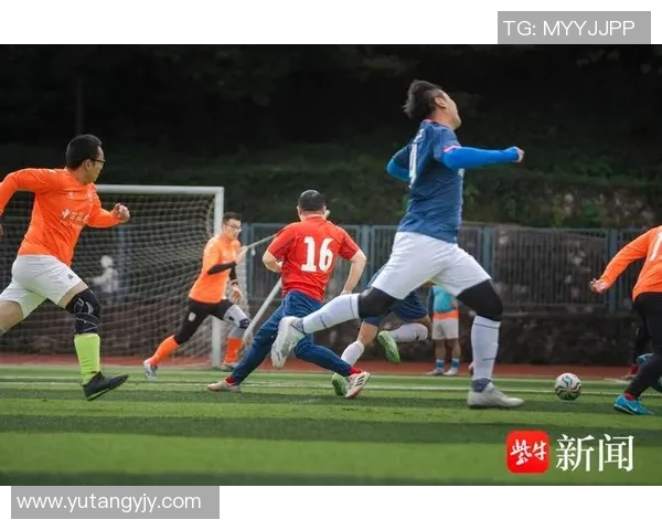 昔日绿茵场巨星荣耀归来真情回馈母校点燃青春梦想